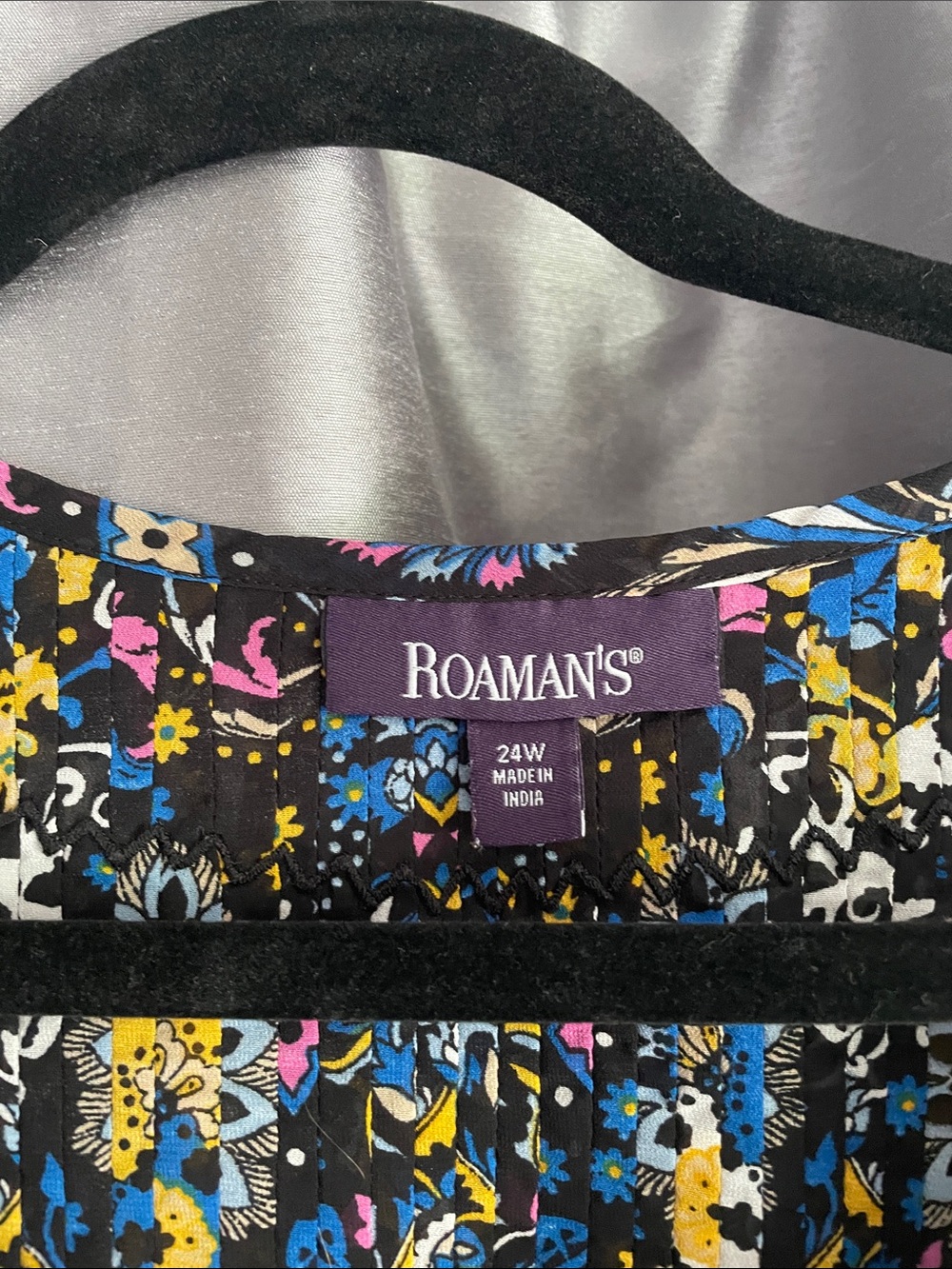 Roaman’s Flowy Floral Top - Picture 5 of 6